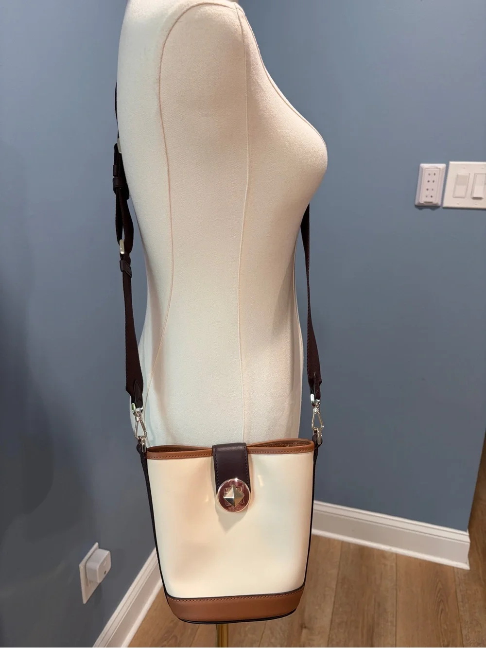 Kate Spade New York Colorblock Bucket Crossbody Bag Ivory Brown Leather
